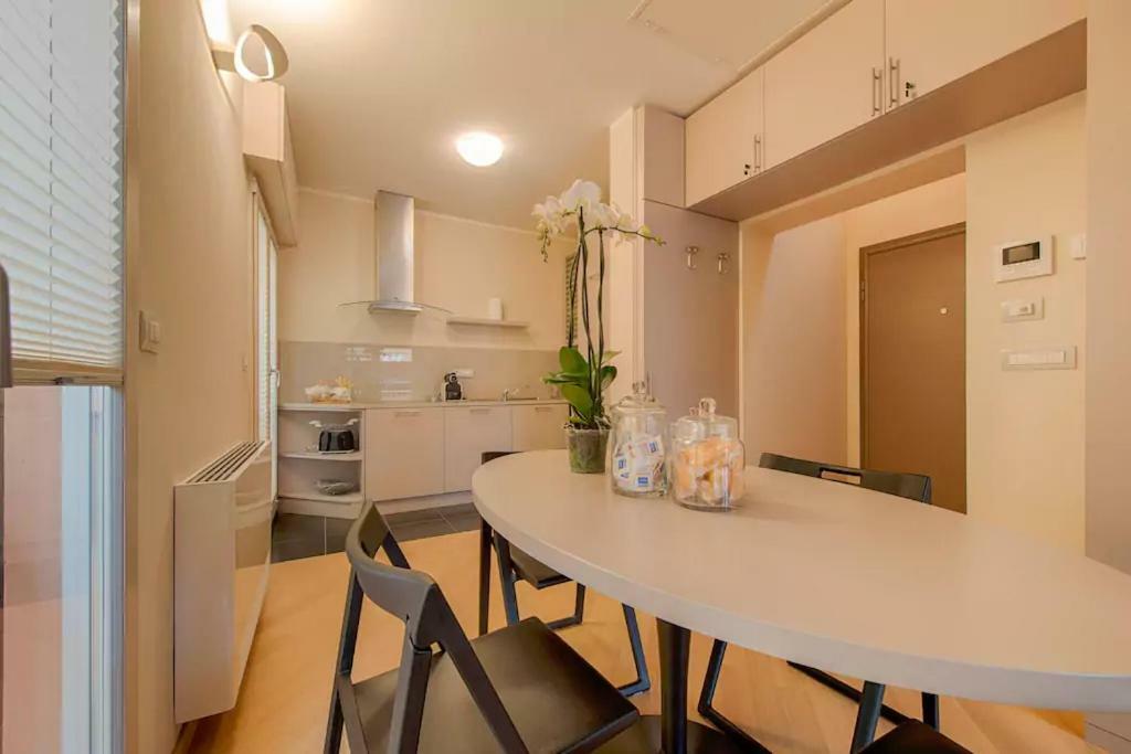Bologna Altana Deluxe Apartment Екстериор снимка